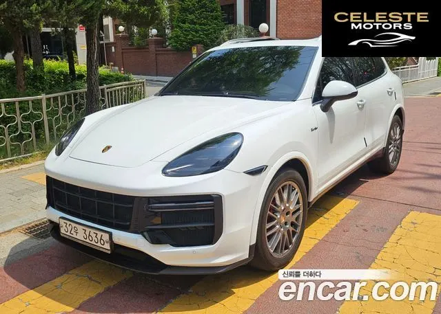 PORSCHE Cayenne 3.0 2013 — photo 3 sur 17