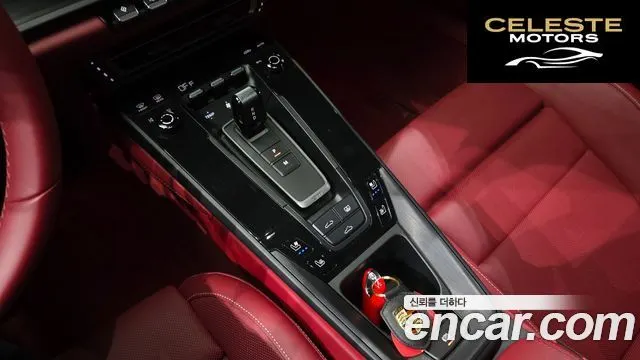 PORSCHE 911 (992) Carrera 4 GTS 2022 — photo 12 sur 30
