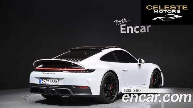 PORSCHE 911 (992) Carrera 4 GTS 2026 — photo 3 sur 26