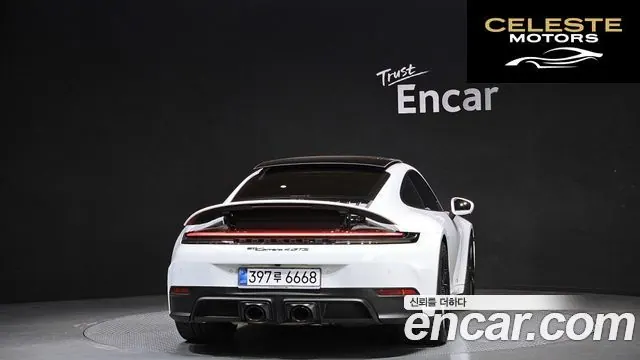 PORSCHE 911 (992) Carrera 4 GTS 2026 — photo 4 sur 26