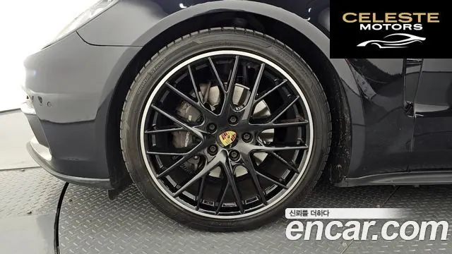 PORSCHE Panamera (971) 3.0 AWD 2018 — photo 5 sur 20