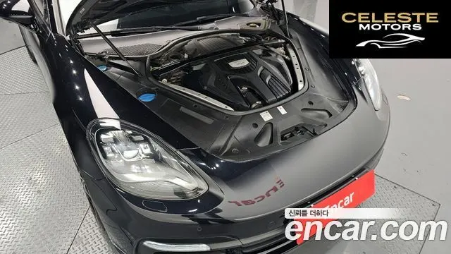 PORSCHE Panamera (971) 3.0 AWD 2018 — photo 6 sur 20