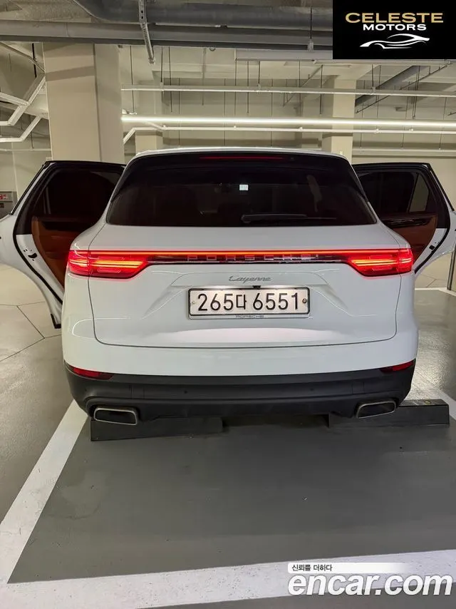 PORSCHE Cayenne (PO536) 3.0 2020 — photo 13 sur 16