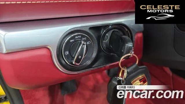 PORSCHE 718 Boxster 2.0 2019 — photo 28 sur 31