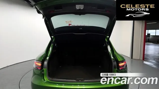 PORSCHE Macan 2.0 2021 — photo 26 sur 30