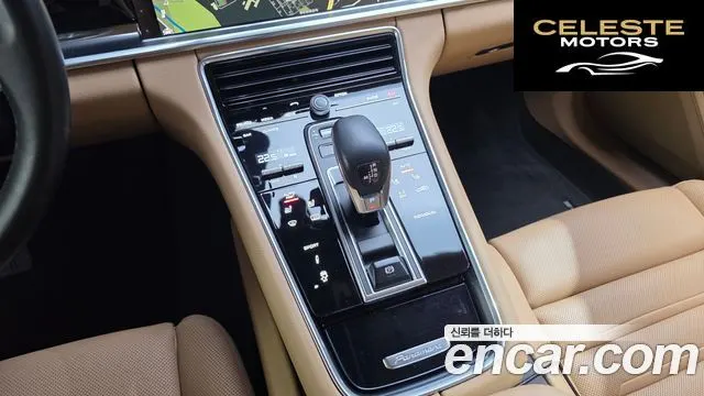 PORSCHE Panamera (971) 3.0 AWD 2018 — photo 9 sur 20