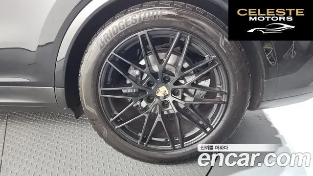 PORSCHE Cayenne (PO536) 3.0 Coupé 2024 — photo 6 sur 34