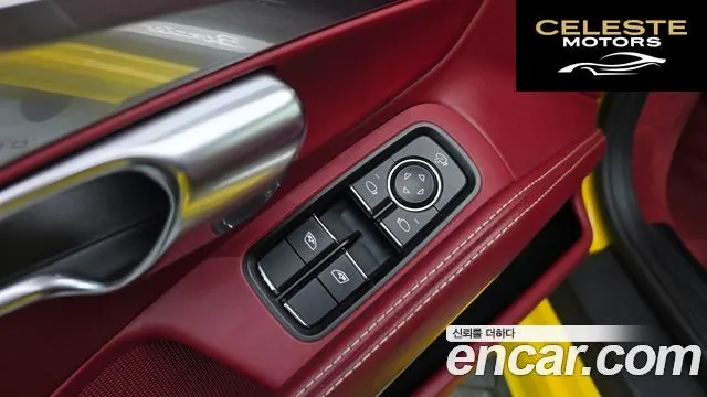PORSCHE 718 Boxster 2.0 2019 — photo 29 sur 31