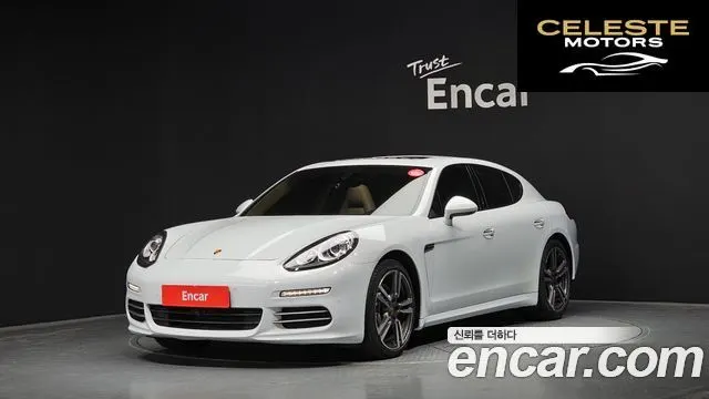 PORSCHE Panamera 3.6 AWD Edition 2016 — photo 23 sur 26