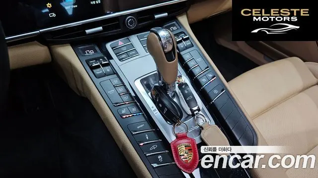 PORSCHE Panamera 3.6 AWD Edition 2016 — photo 9 sur 26