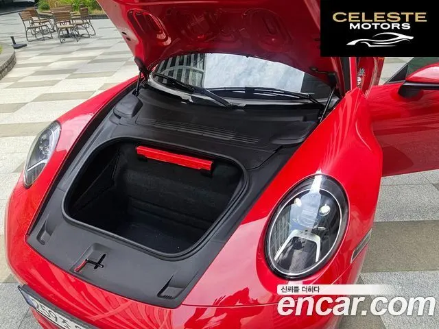 PORSCHE 911 (992) Carrera 4 Cabriolet 2023 — photo 18 sur 26