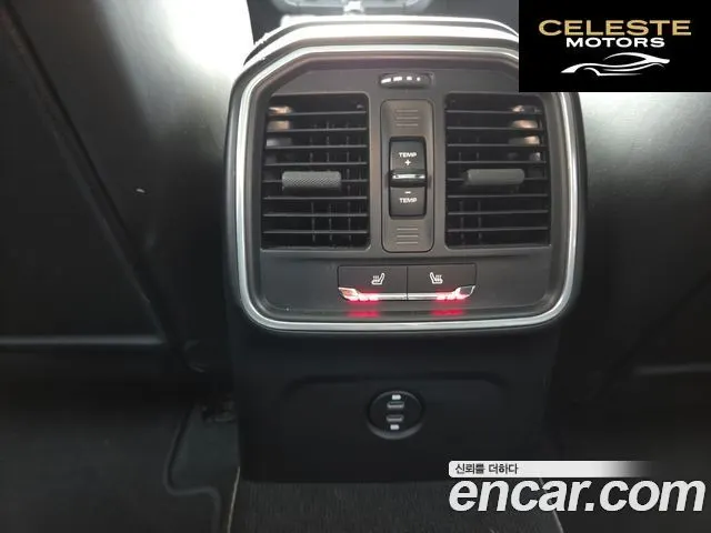 PORSCHE Macan 2.9 GTS 2021 — photo 17 sur 26
