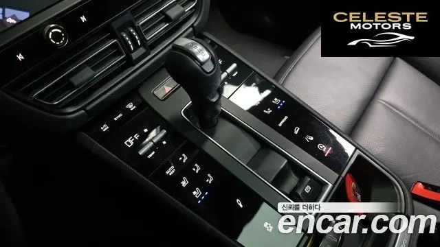 PORSCHE Macan 2.9 S 2022 — photo 11 sur 32