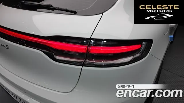 PORSCHE Macan 2.9 S 2022 — photo 8 sur 32