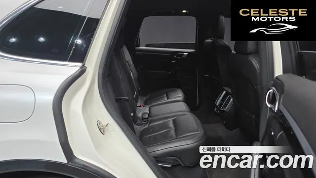 PORSCHE Cayenne 3.0 2012 — photo 11 sur 26
