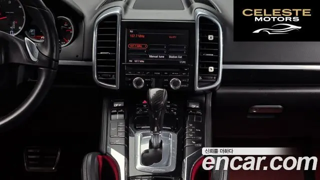 PORSCHE Cayenne 3.0 2012 — photo 13 sur 26