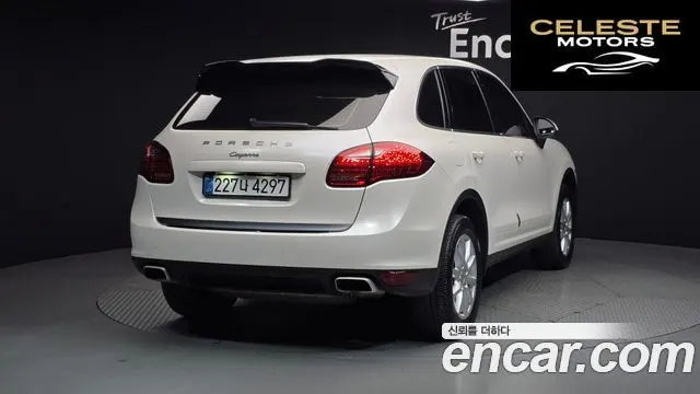 PORSCHE Cayenne 3.0 2012 — photo 2 sur 26