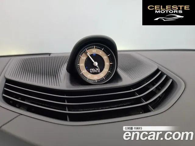 PORSCHE Taycan GTS 2025 — photo 11 sur 26