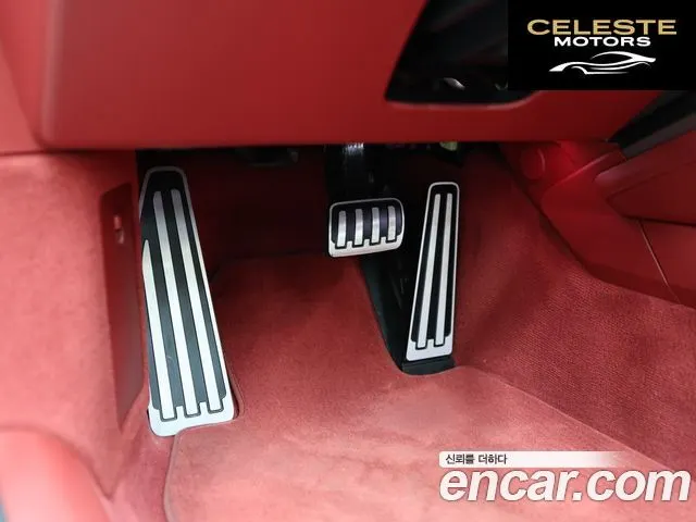 PORSCHE 911 (992) Carrera 4 Cabriolet 2023 — photo 14 sur 26