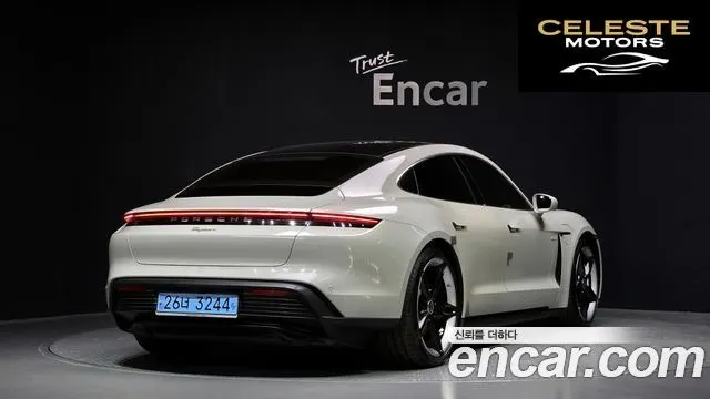 PORSCHE Taycan 2022 — photo 2 sur 30