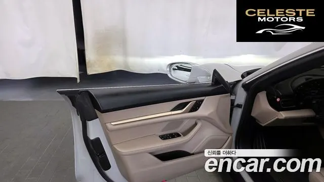 PORSCHE Taycan 2022 — photo 14 sur 30