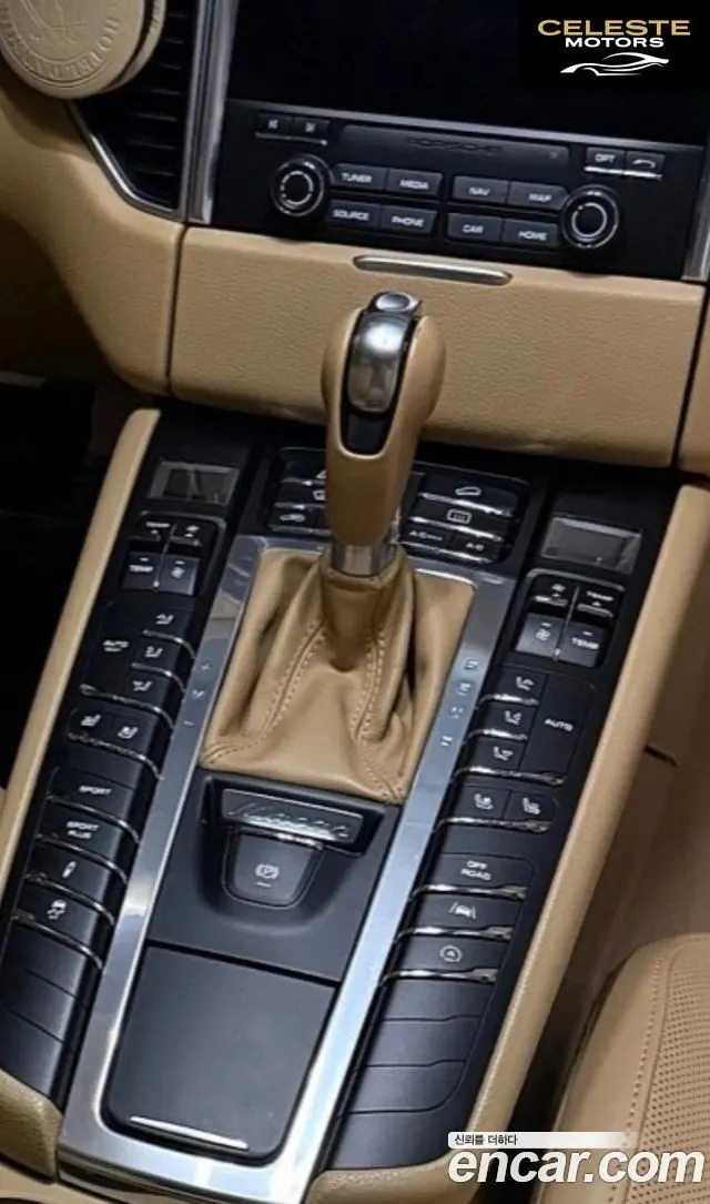 PORSCHE Macan 3.0 S 2017 — photo 8 sur 15