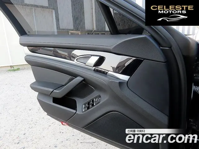 PORSCHE Panamera 3.6 2WD 2011 — photo 11 sur 25