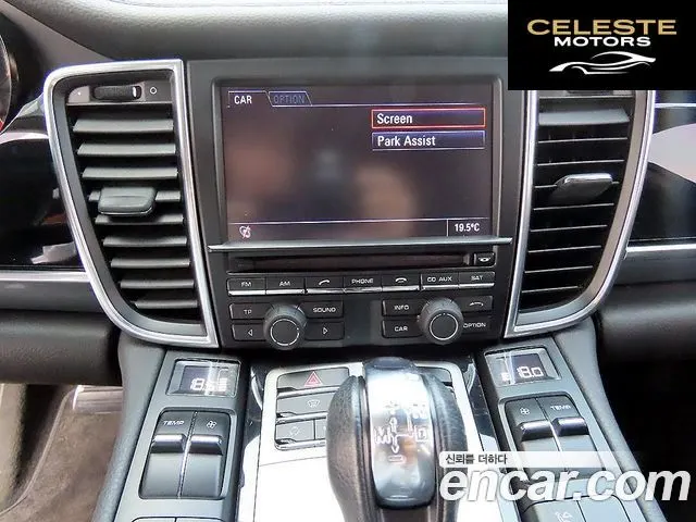 PORSCHE Panamera 3.6 2WD 2011 — photo 12 sur 25