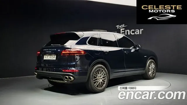 PORSCHE Cayenne 4.2 S 2015 — photo 2 sur 20