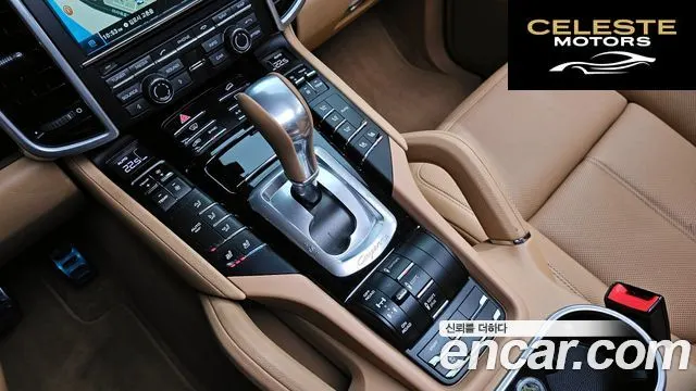 PORSCHE Cayenne 4.2 S 2015 — photo 9 sur 20