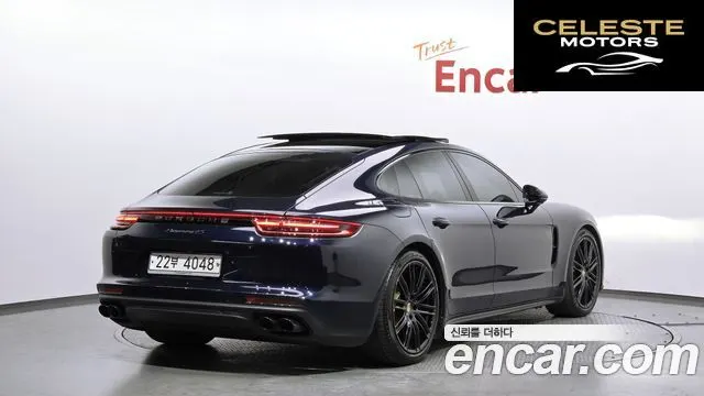 PORSCHE Panamera (971) 2.9 4S 2018 — photo 2 sur 20