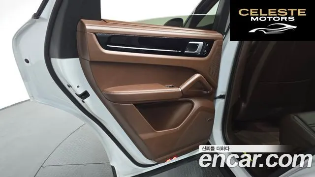 PORSCHE Cayenne (PO536) 3.0 E-HighCoupé 2021 — photo 14 sur 32