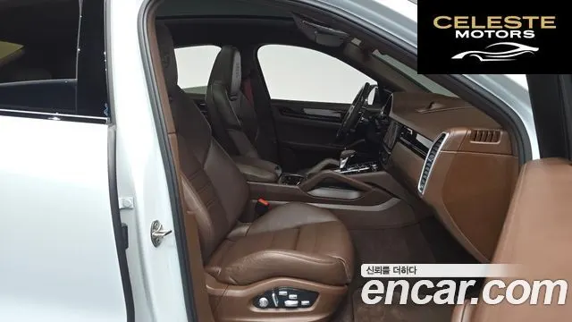 PORSCHE Cayenne (PO536) 3.0 E-HighCoupé 2021 — photo 16 sur 32