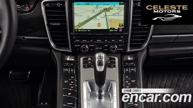 PORSCHE Panamera 4.8 GTS 2013 — photo 14 sur 20