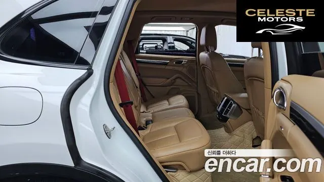 PORSCHE Cayenne 3.0 2016 — photo 12 sur 26