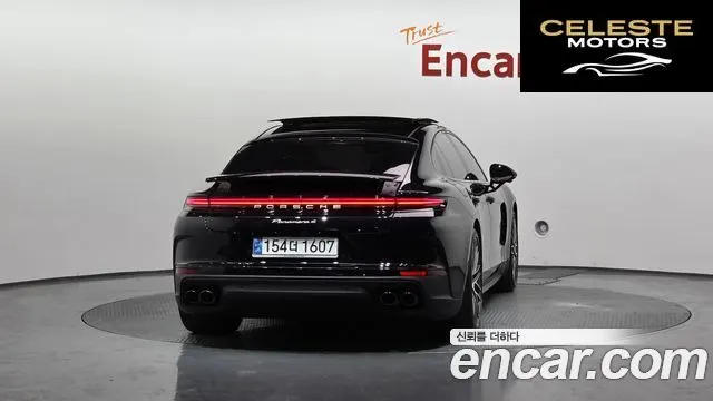 PORSCHE Panamera (976) 2.9 AWD 2025 — photo 4 sur 37