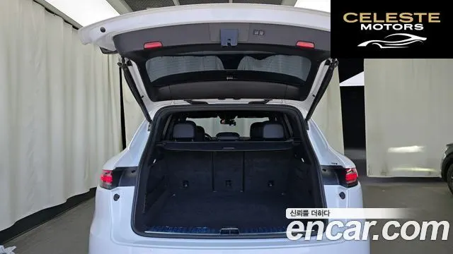 PORSCHE Cayenne (PO536) 3.0 2023 — photo 26 sur 33