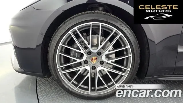 PORSCHE Panamera (976) 2.9 AWD 2025 — photo 5 sur 37