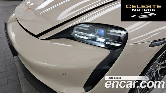 PORSCHE Taycan 4S 2022 — photo 8 sur 39