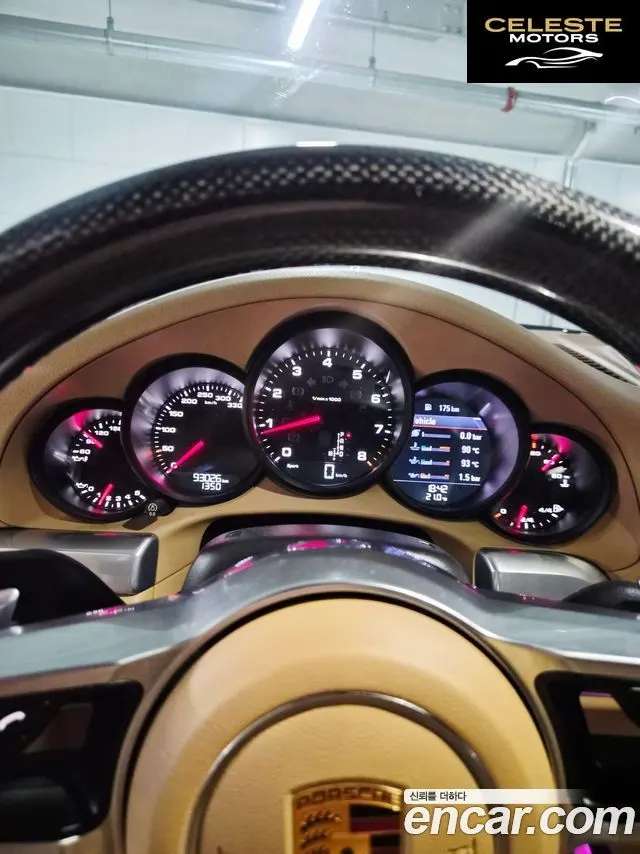 PORSCHE 911 Carrera 4 Cabriolet 2017 — photo 6 sur 13