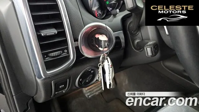 PORSCHE Cayenne 3.0 2012 — photo 16 sur 20