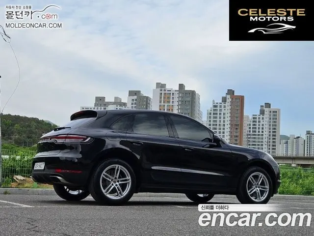 PORSCHE Macan 2.0 2019 — photo 2 sur 24