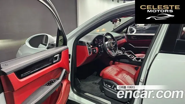 PORSCHE Cayenne (PO536) 3.0 Coupé 2020 — photo 13 sur 36