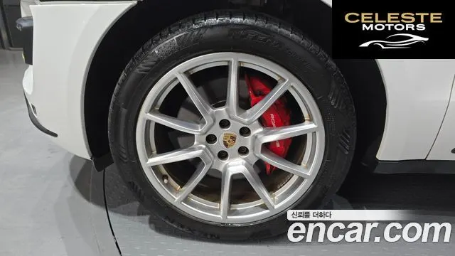 PORSCHE Macan 3.6 Turbo 2014 — photo 5 sur 20
