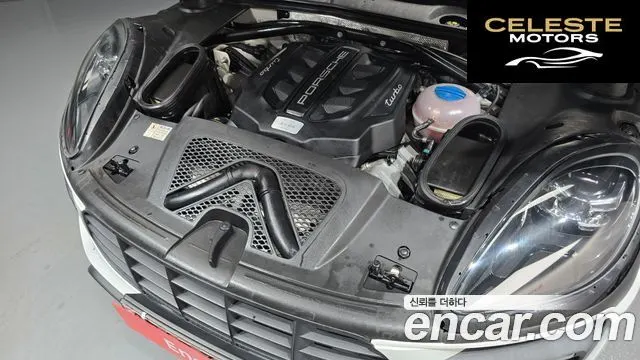 PORSCHE Macan 3.6 Turbo 2014 — photo 6 sur 20