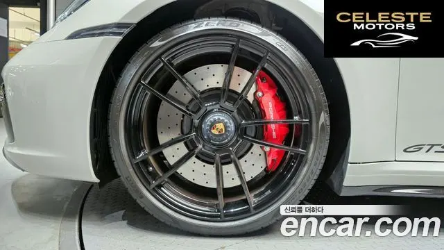 PORSCHE 911 (992) Carrera 4 GTS Cabriolet 2023 — photo 5 sur 30
