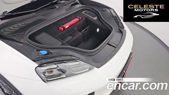 PORSCHE Macan EV 2025 — photo 6 sur 20