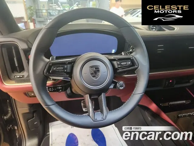 PORSCHE Cayenne (PO536) 4.0 Turbo E-HighCoupé 2025 — photo 12 sur 20