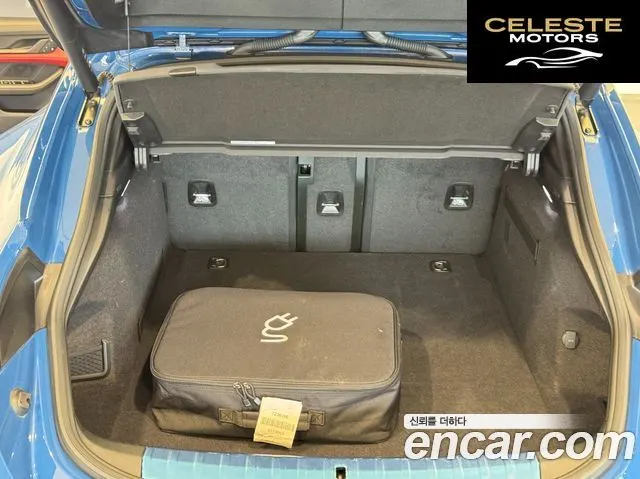PORSCHE Taycan 4S 2023 — photo 20 sur 26
