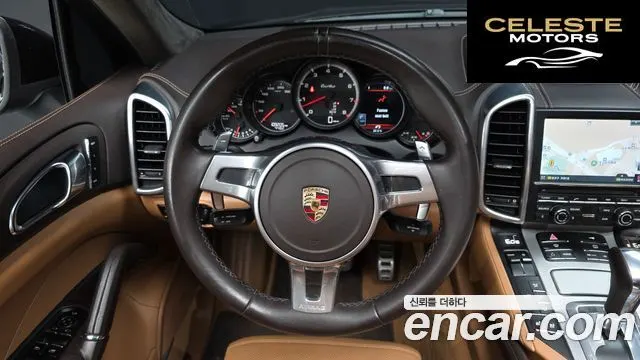 PORSCHE Cayenne 4.8 Turbo 2011 — photo 14 sur 26